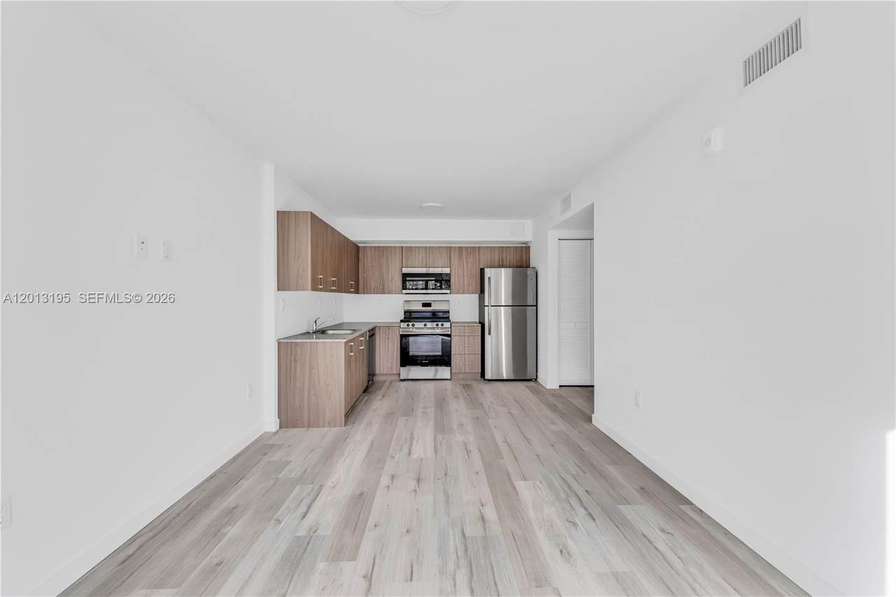175 Nw 160Th St - Photo 1