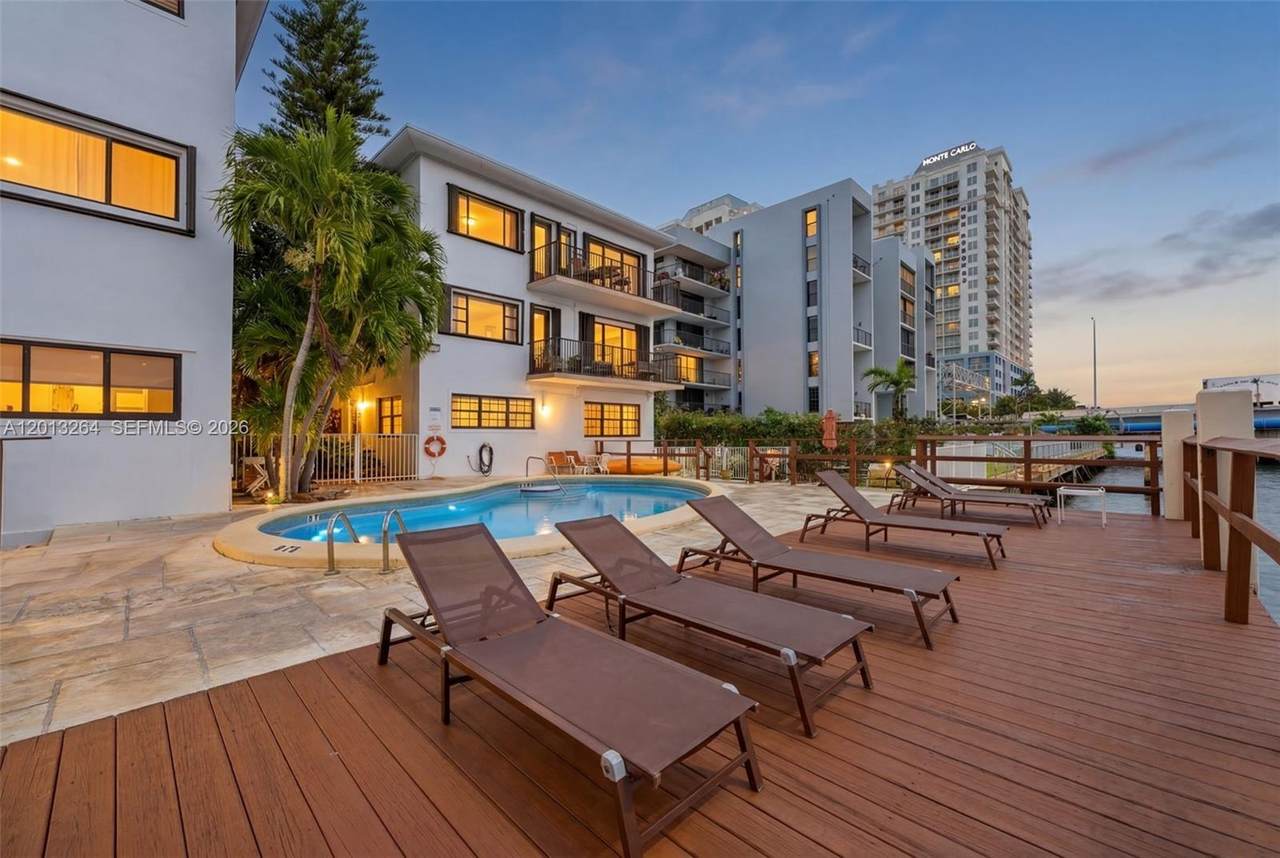 https://bt-photos.global.ssl.fastly.net/miami/1280_boomver_1_A12013264-2.jpg