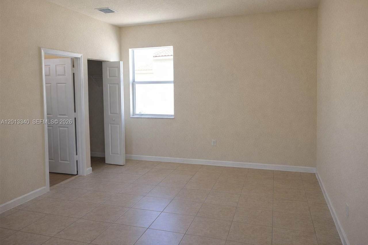9551 171st Pl - Photo 1