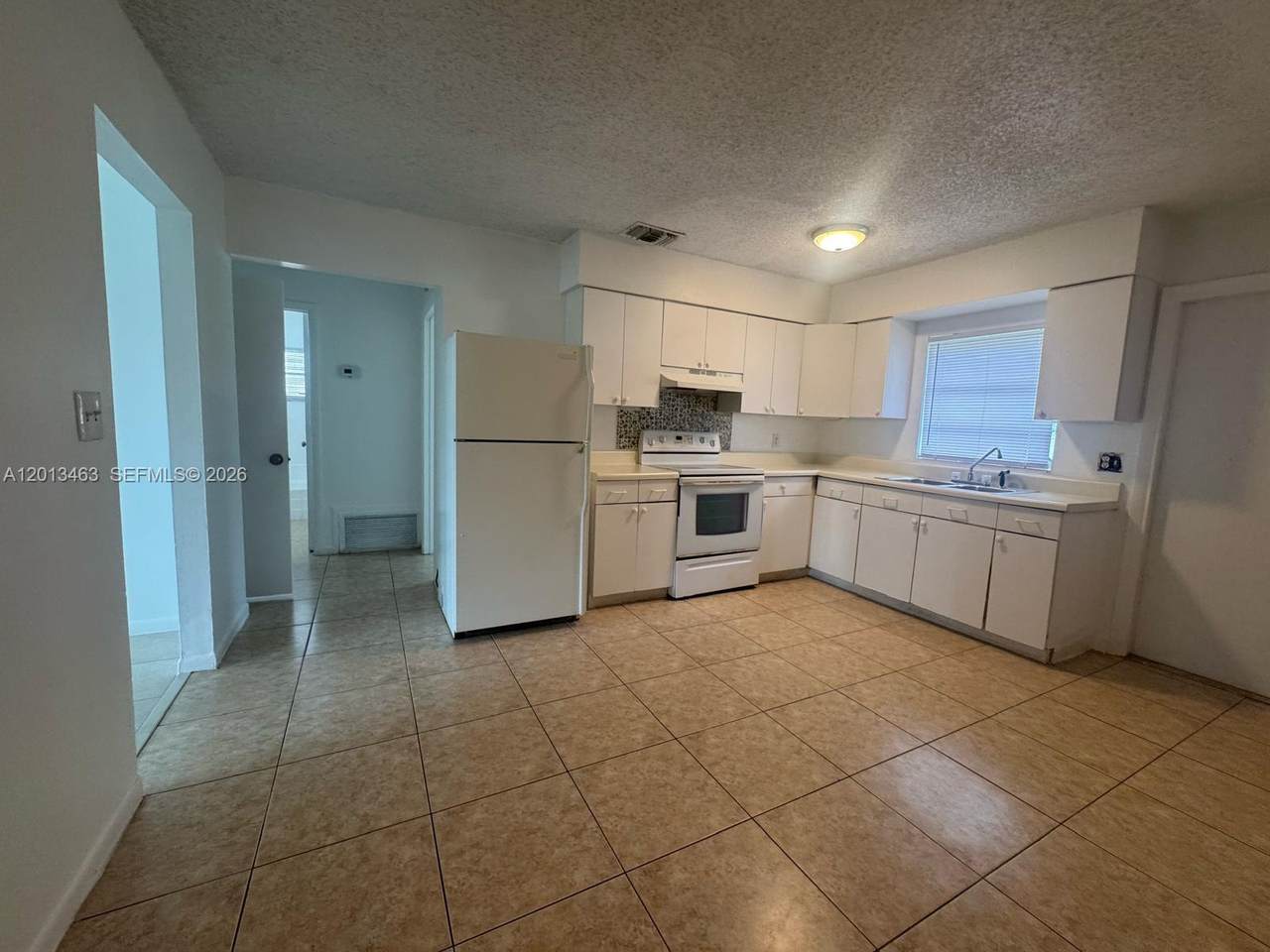 1480 19th Ct - Photo 1