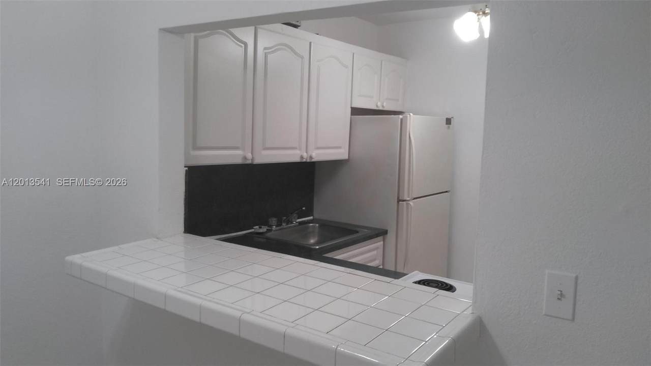 https://bt-photos.global.ssl.fastly.net/miami/1280_boomver_1_A12013541-2.jpg