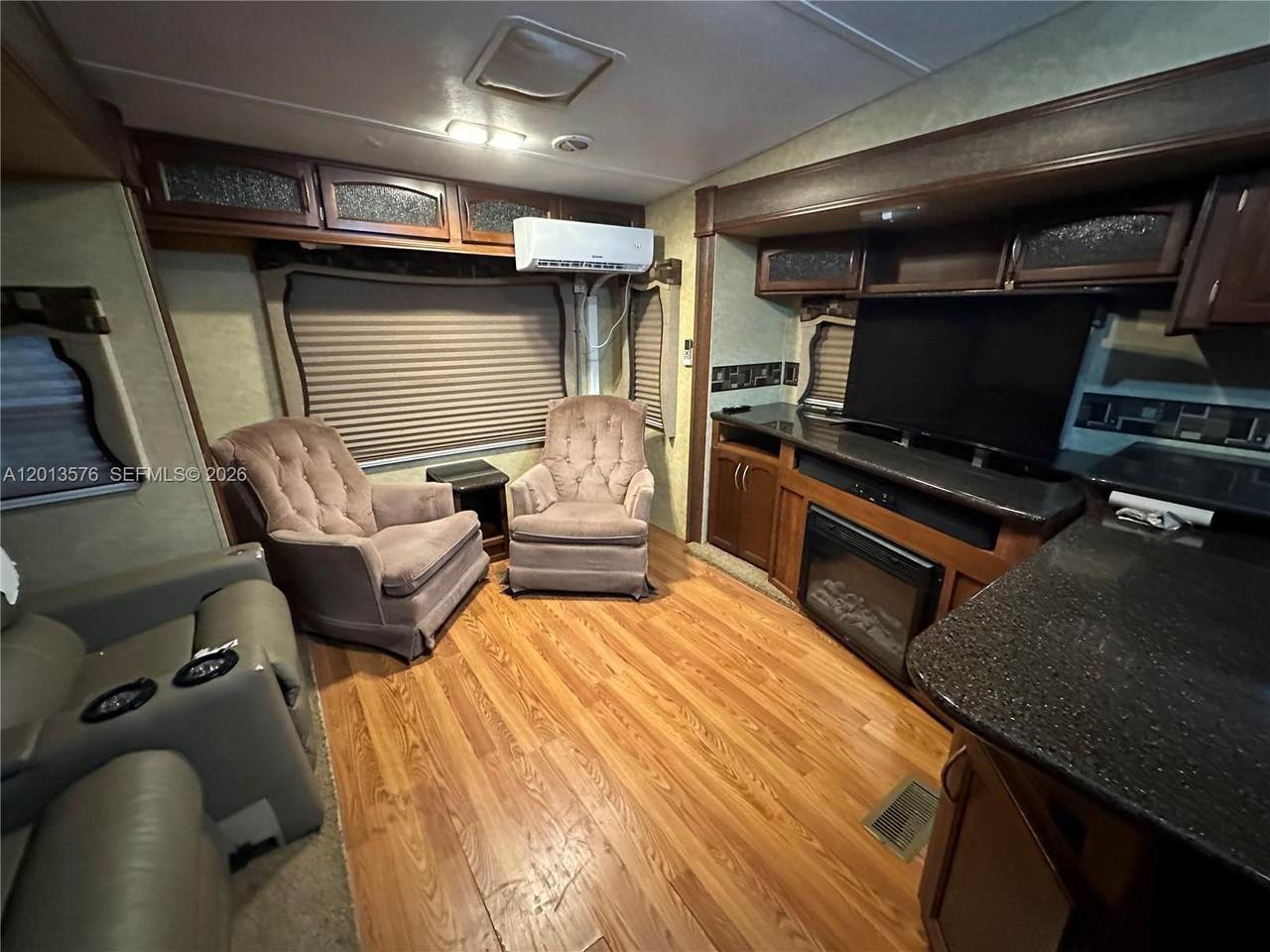 https://bt-photos.global.ssl.fastly.net/miami/1280_boomver_1_A12013576-2.jpg