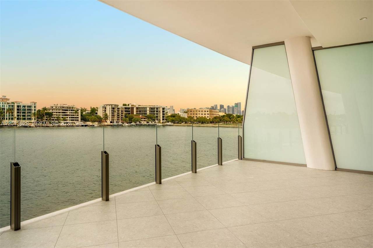 5 Grove Isle Dr - Photo 1