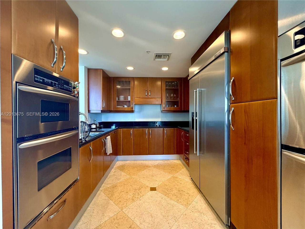 https://bt-photos.global.ssl.fastly.net/miami/1280_boomver_1_A12013675-2.jpg