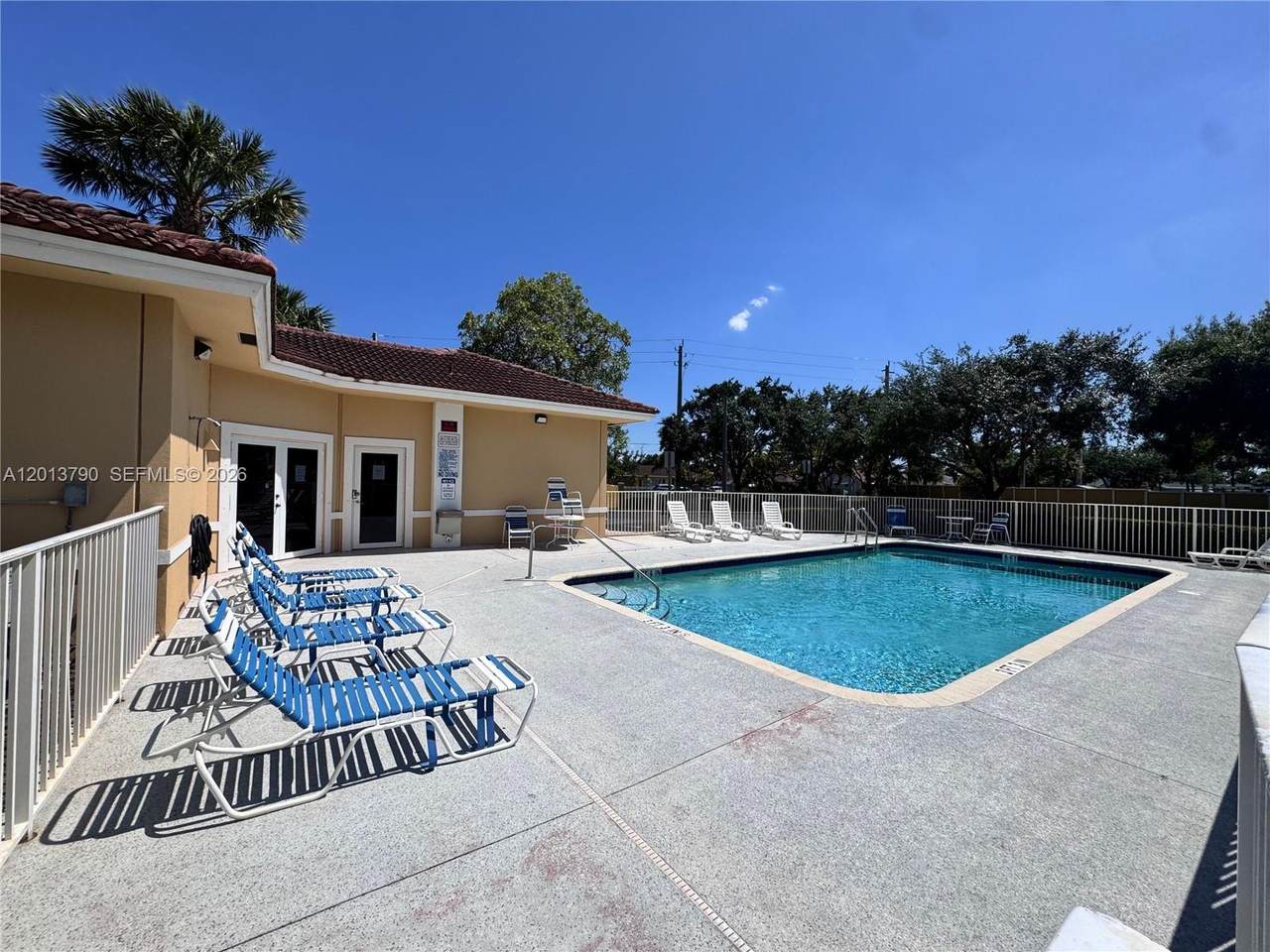https://bt-photos.global.ssl.fastly.net/miami/1280_boomver_1_A12013790-2.jpg