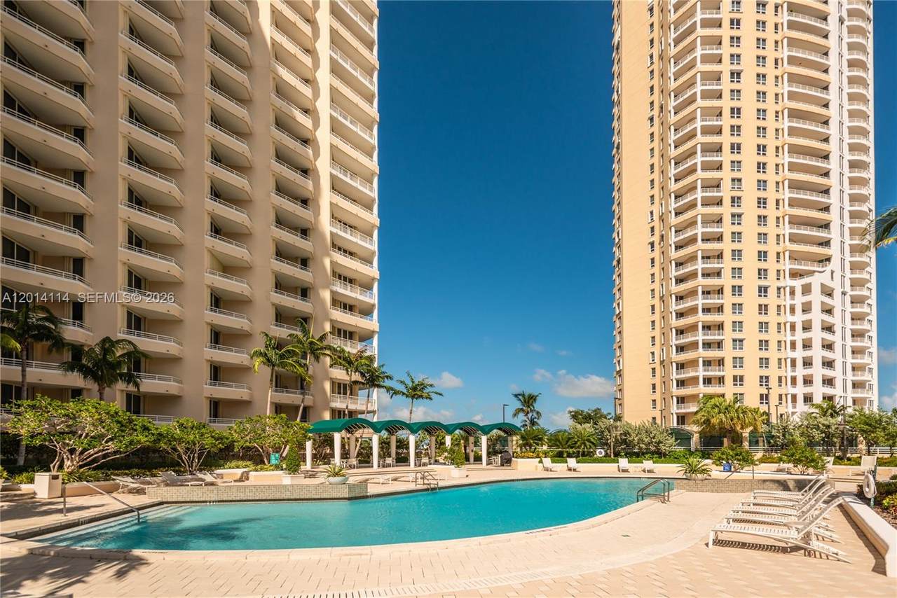 https://bt-photos.global.ssl.fastly.net/miami/1280_boomver_1_A12014114-2.jpg