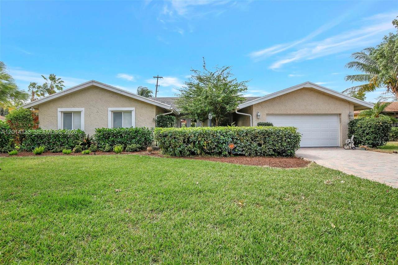 5320 21st Ct - Photo 1
