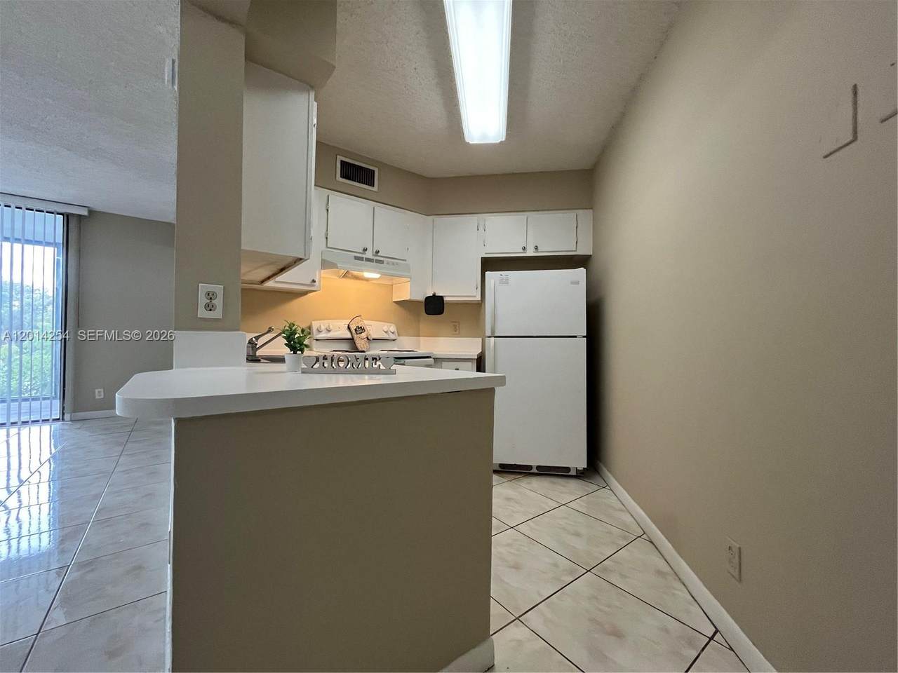 212 Lake Pointe Dr - Photo 1