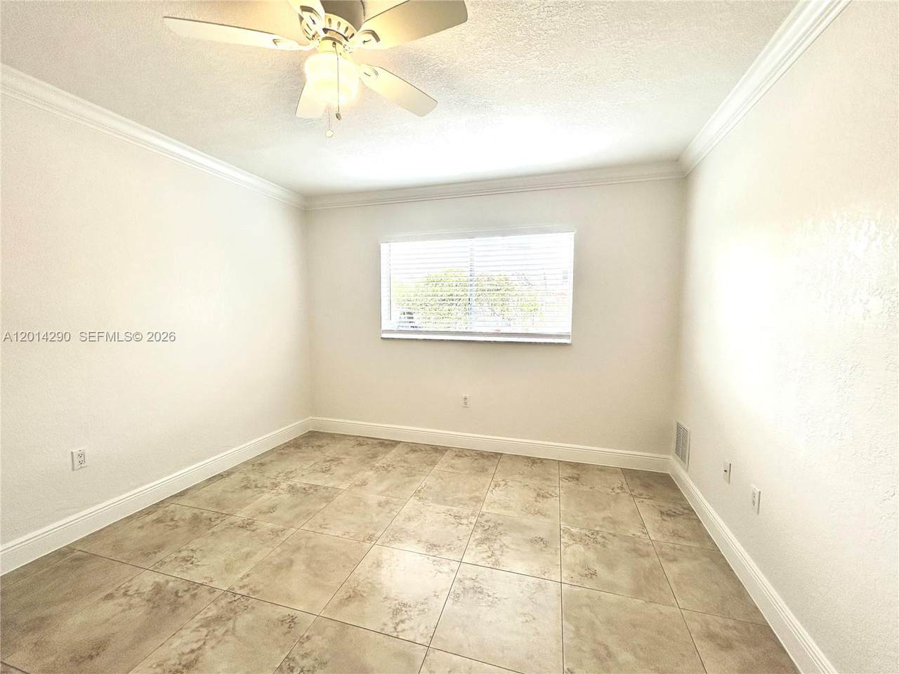 https://bt-photos.global.ssl.fastly.net/miami/1280_boomver_1_A12014290-2.jpg