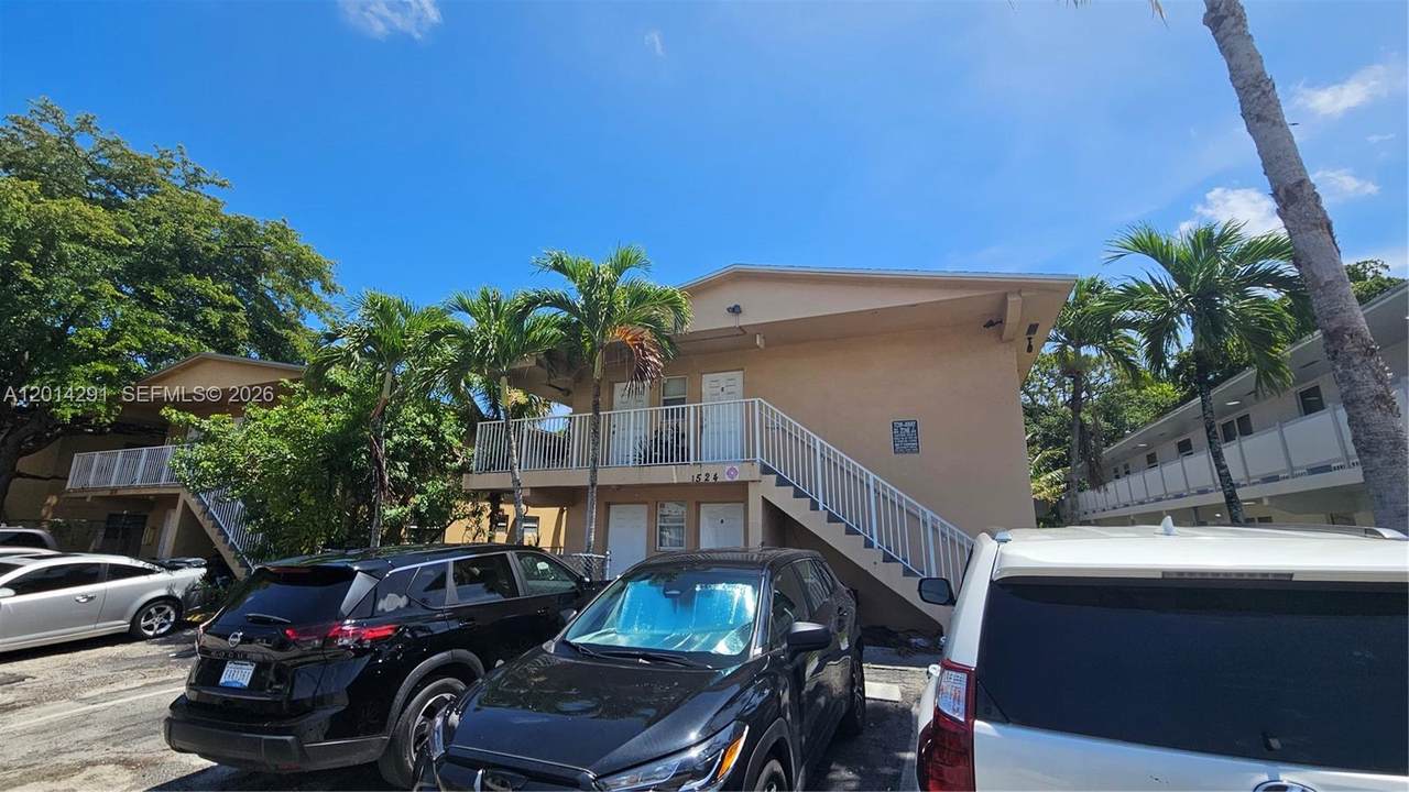 1524 5th Pl - Photo 1