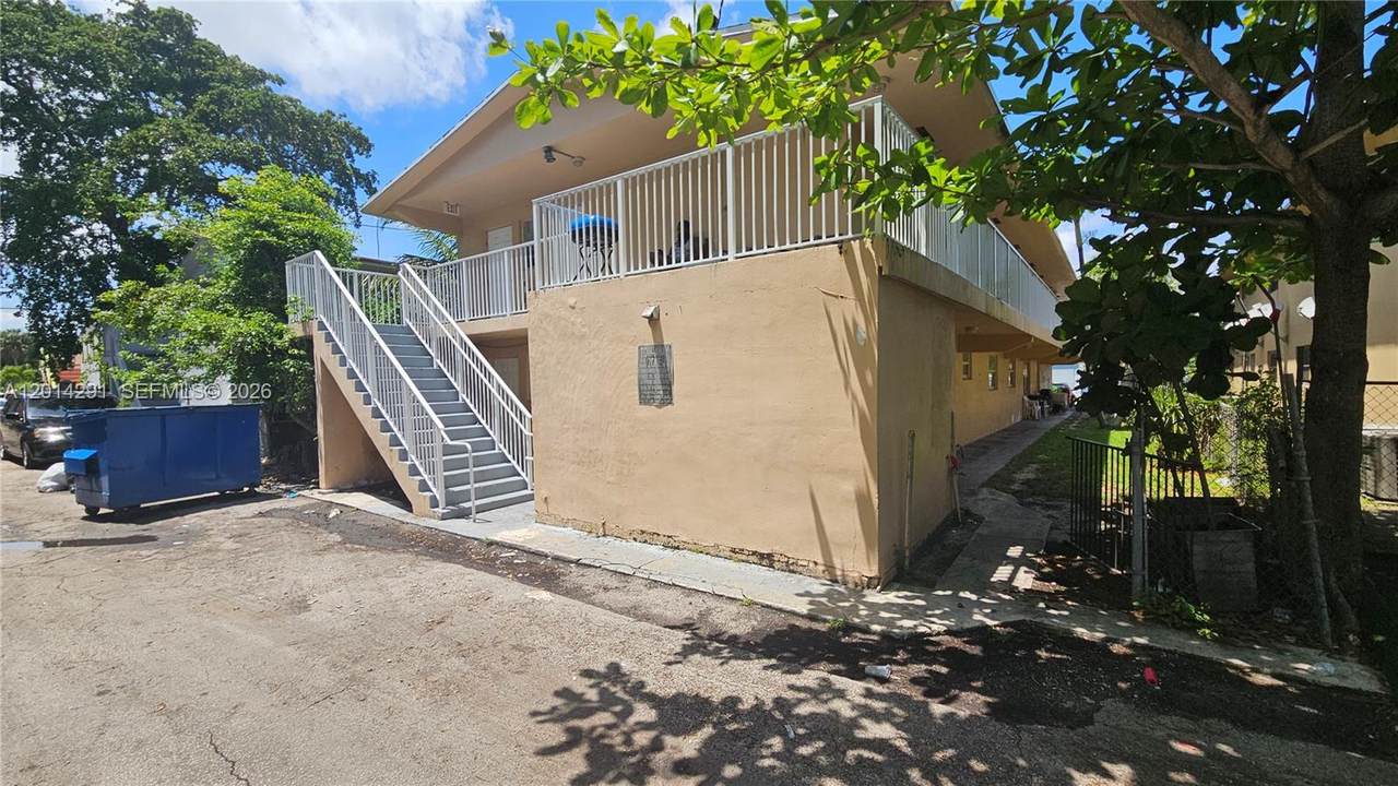 https://bt-photos.global.ssl.fastly.net/miami/1280_boomver_1_A12014291-2.jpg