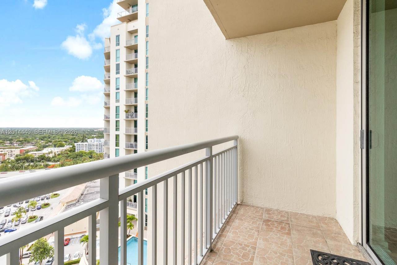 https://bt-photos.global.ssl.fastly.net/miami/1280_boomver_1_A12014440-2.jpg