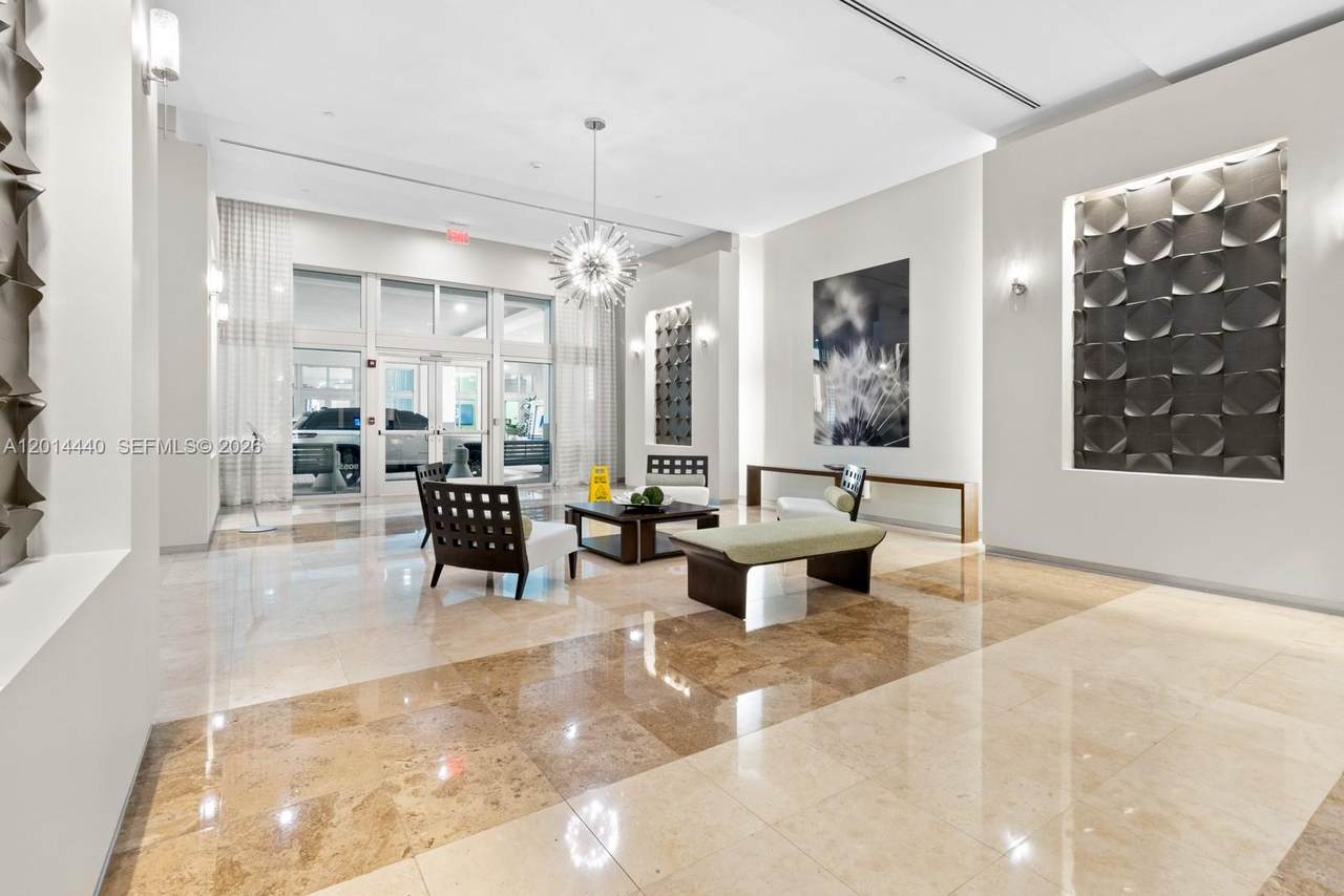 https://bt-photos.global.ssl.fastly.net/miami/1280_boomver_1_A12014440-2.jpg