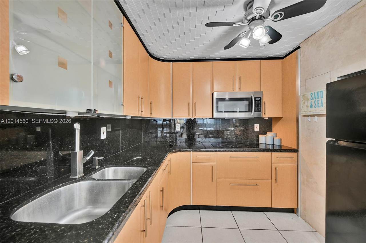 6039 Collins Ave - Photo 1