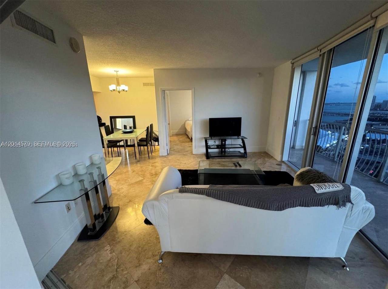 https://bt-photos.global.ssl.fastly.net/miami/1280_boomver_1_A12014579-2.jpg