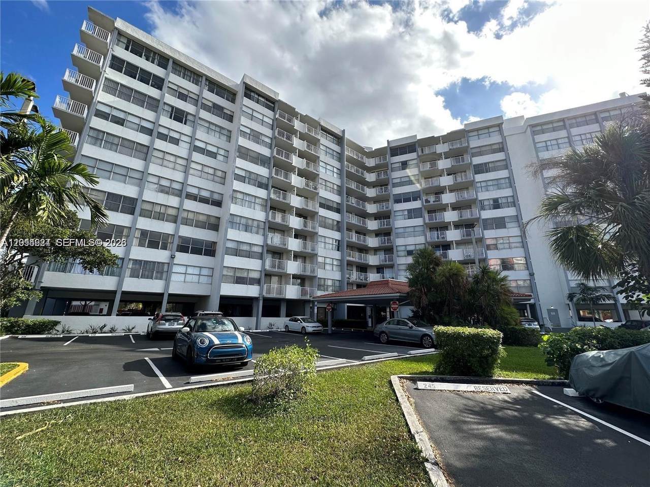 https://bt-photos.global.ssl.fastly.net/miami/1280_boomver_1_A12014624-2.jpg