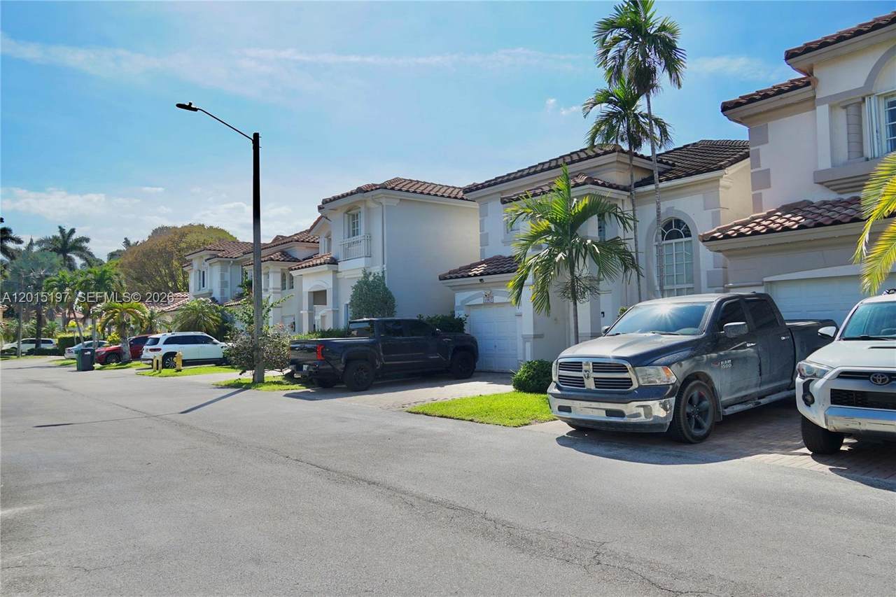 https://bt-photos.global.ssl.fastly.net/miami/1280_boomver_1_A12015197-2.jpg