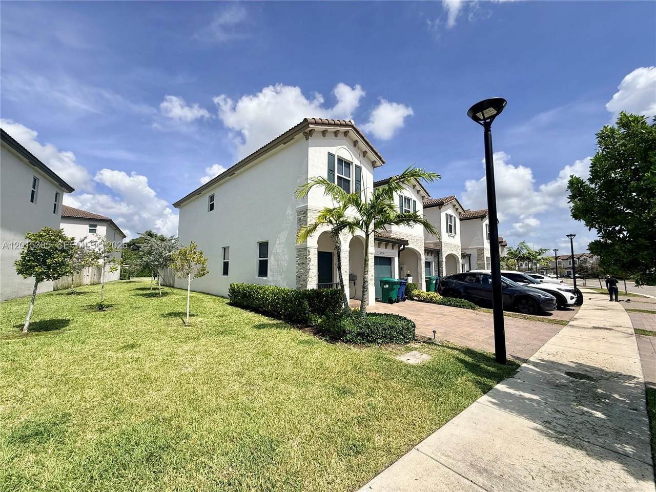 https://bt-photos.global.ssl.fastly.net/miami/1280_boomver_1_A12015305-2.jpg