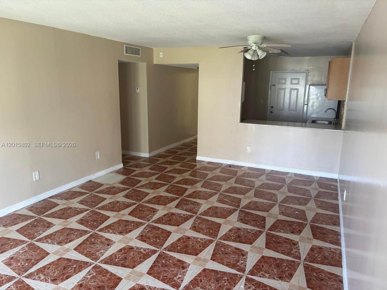 15205 6th Ave - Photo 1