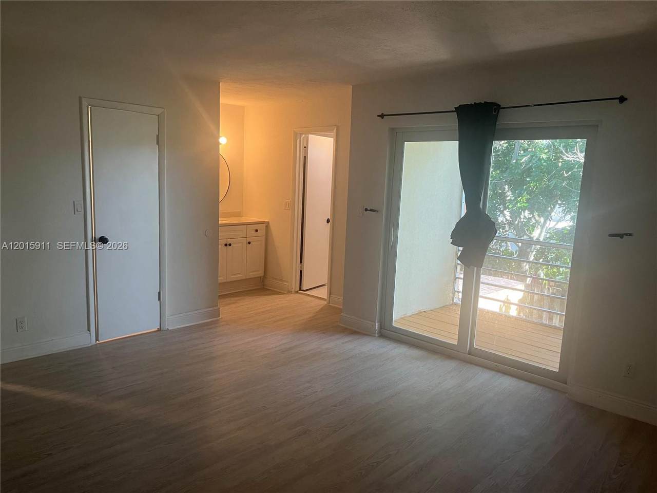 5952 25th Pl - Photo 1