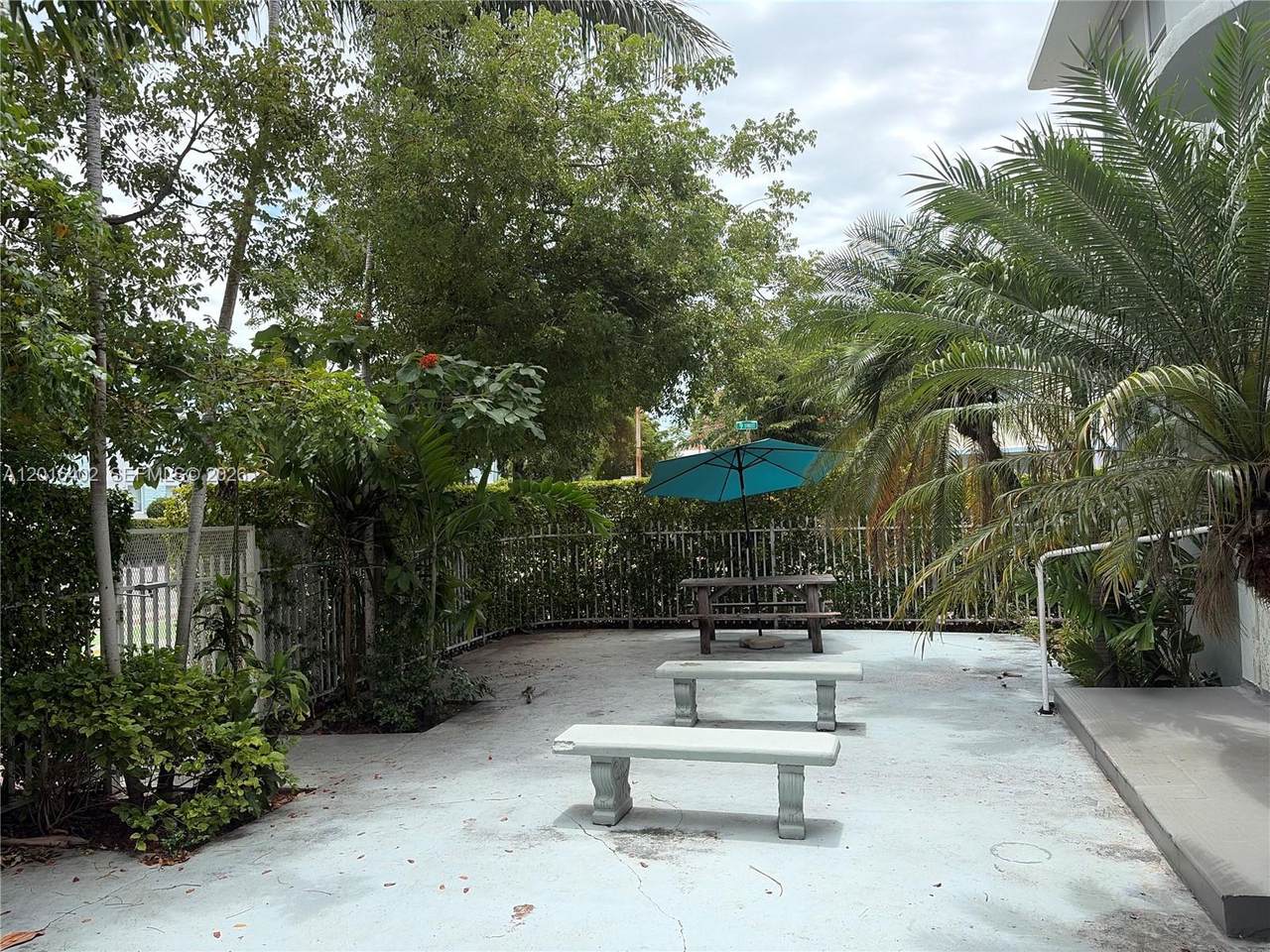https://bt-photos.global.ssl.fastly.net/miami/1280_boomver_1_A12016402-2.jpg