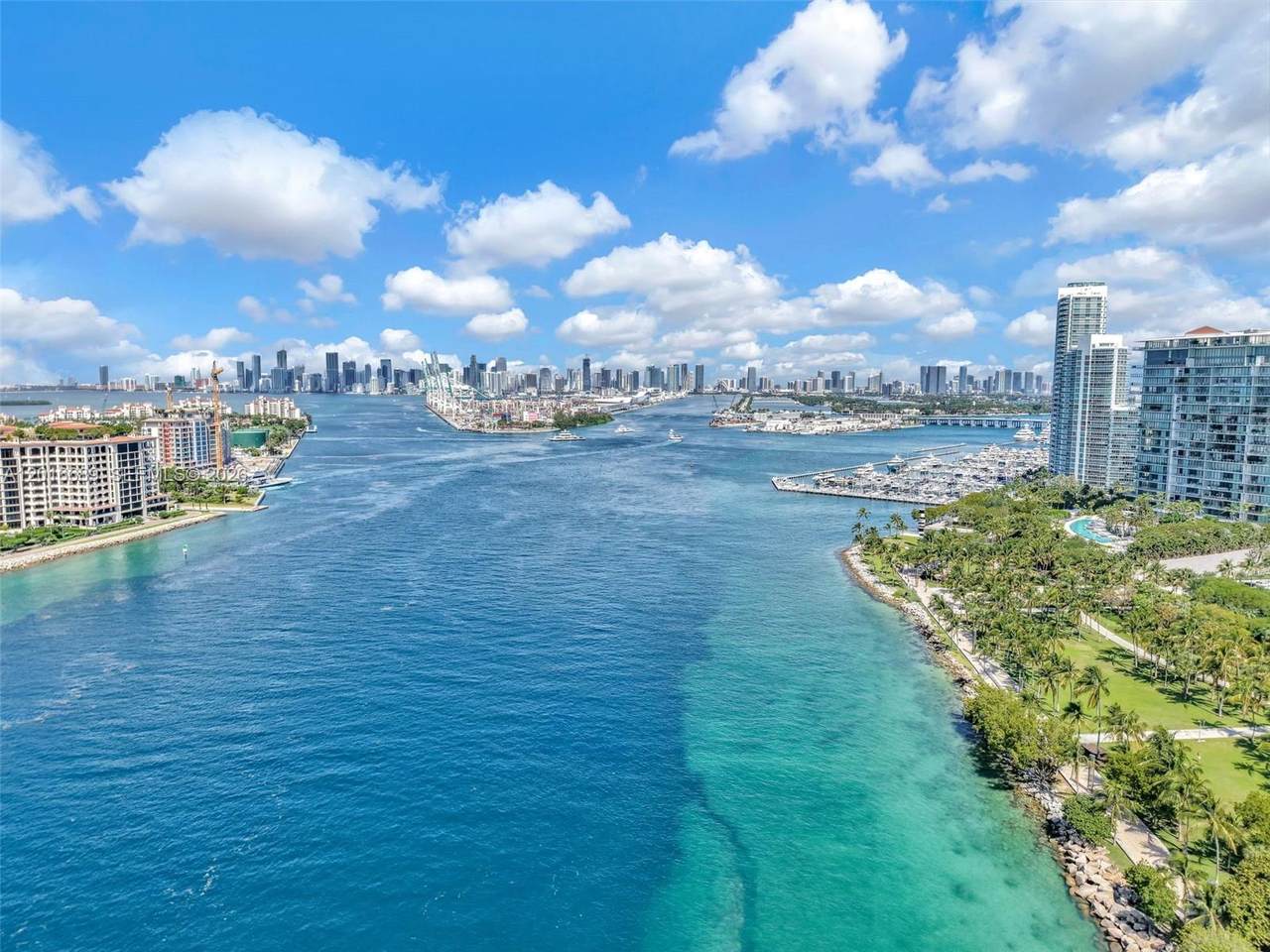 https://bt-photos.global.ssl.fastly.net/miami/1280_boomver_1_A12016689-2.jpg