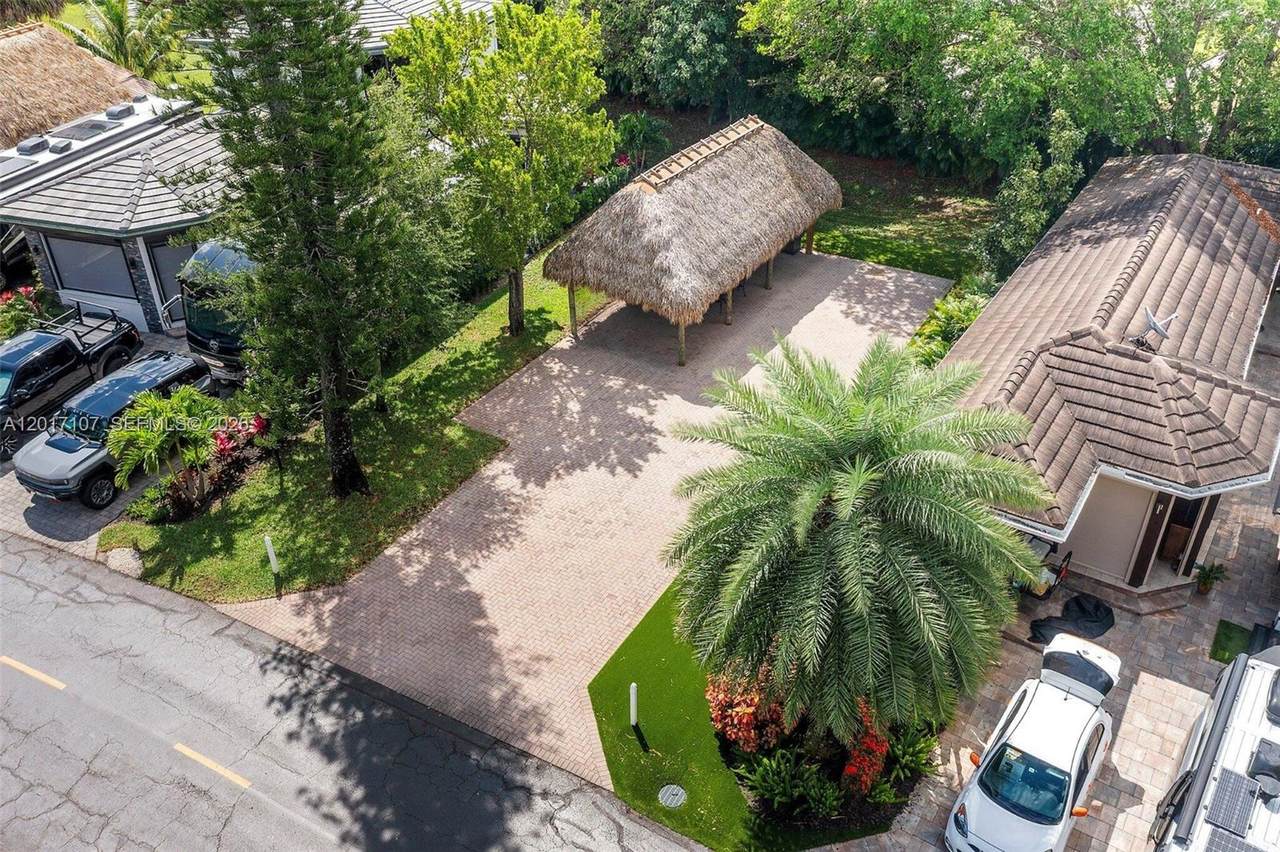 https://bt-photos.global.ssl.fastly.net/miami/1280_boomver_1_A12017107-2.jpg
