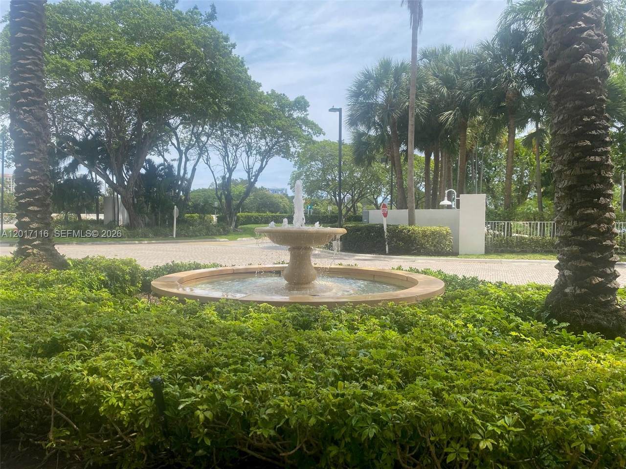 https://bt-photos.global.ssl.fastly.net/miami/1280_boomver_1_A12017116-2.jpg