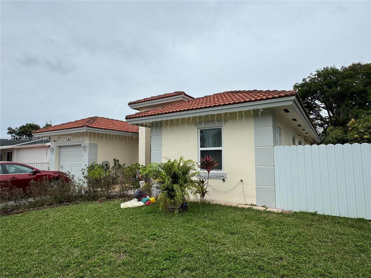 11951 192nd Ter - Photo 1