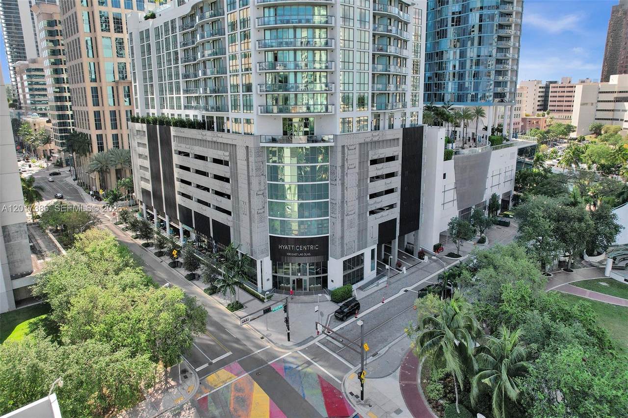 100 Las Olas Blvd - Photo 1