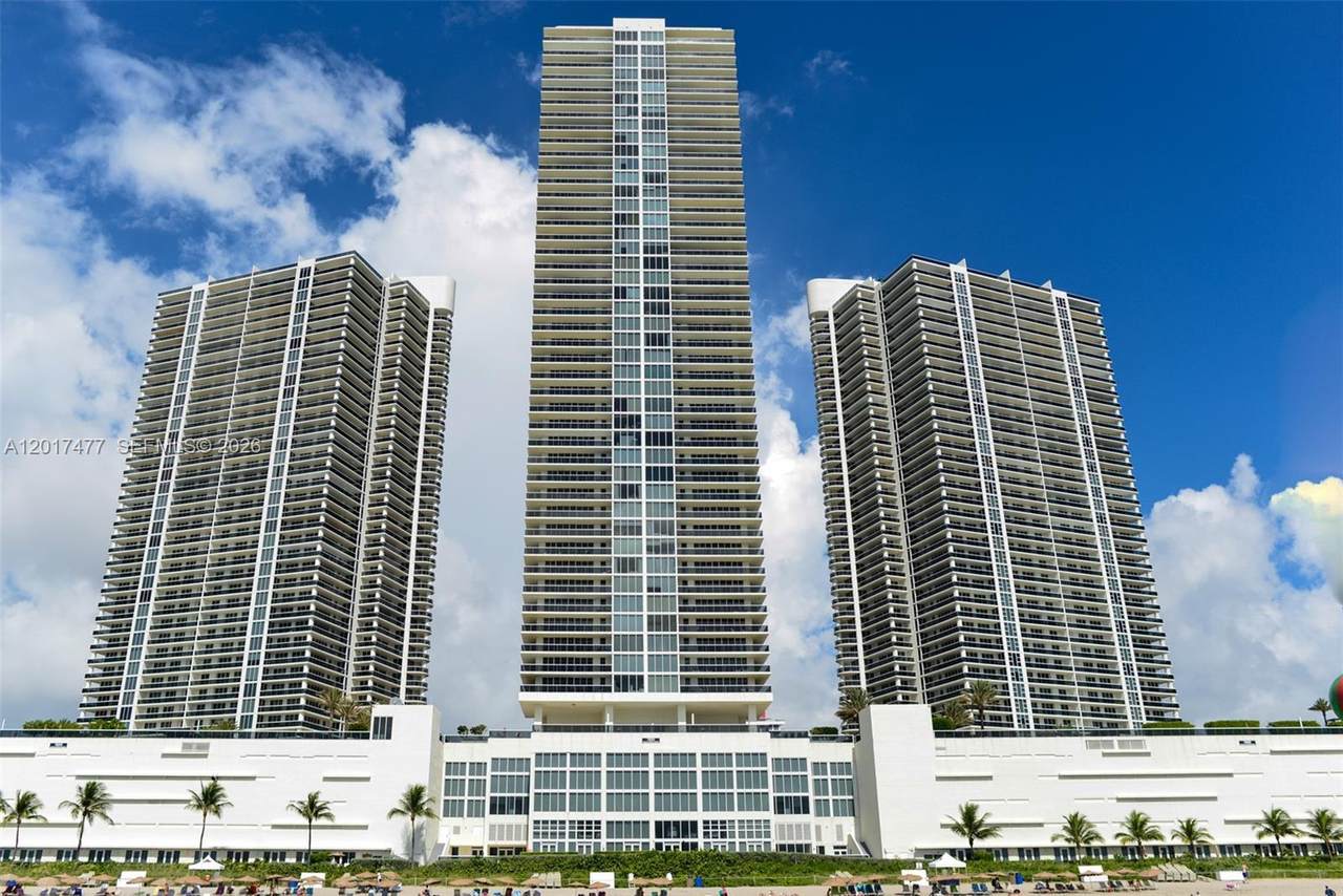 1850 Ocean Dr - Photo 1