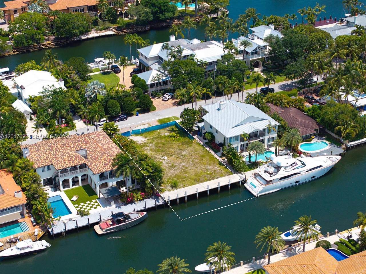 https://bt-photos.global.ssl.fastly.net/miami/1280_boomver_1_A12017623-2.jpg