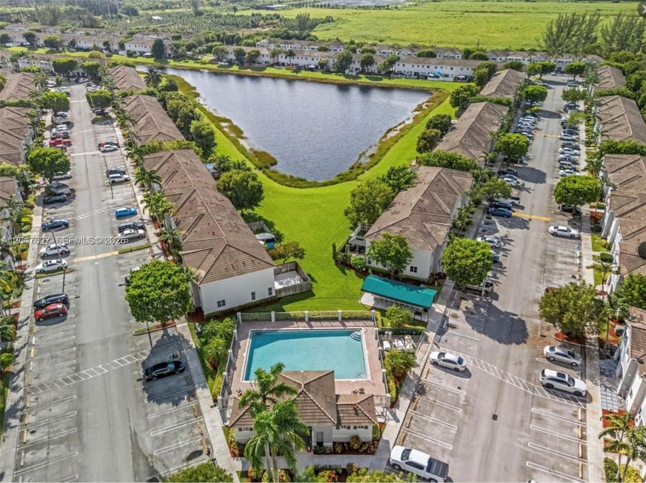 https://bt-photos.global.ssl.fastly.net/miami/1280_boomver_1_A12017627-2.jpg