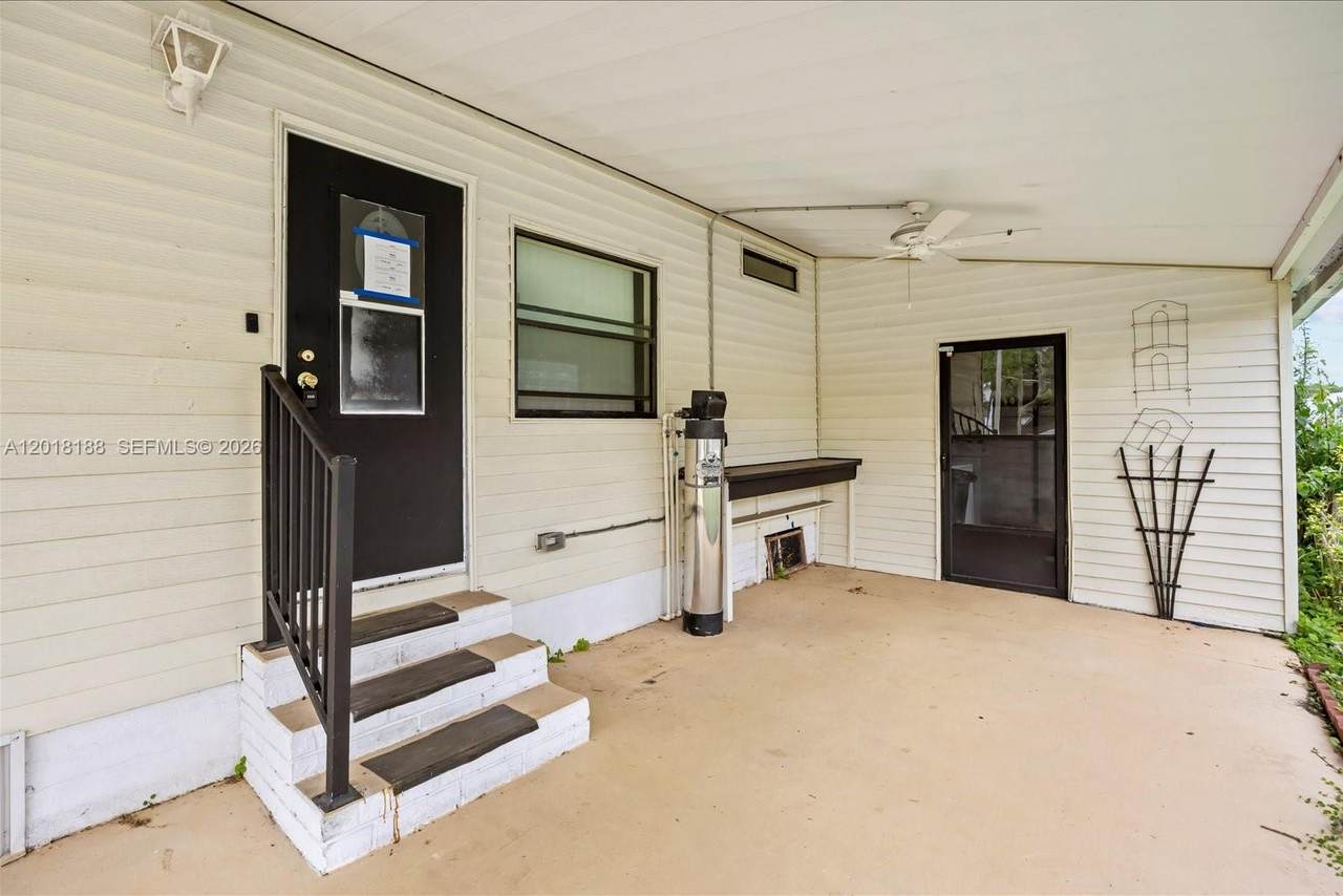 https://bt-photos.global.ssl.fastly.net/miami/1280_boomver_1_A12018188-2.jpg