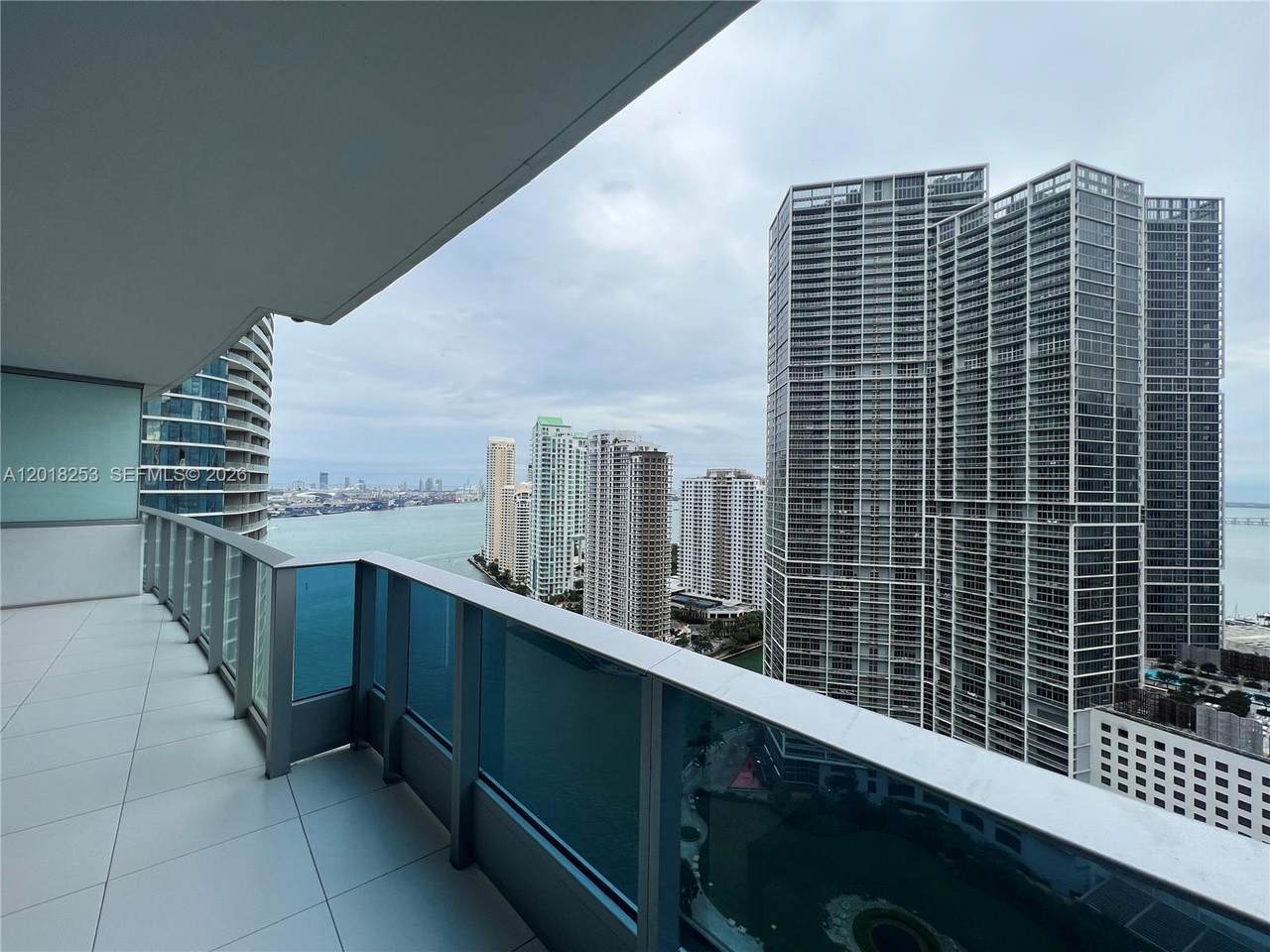 https://bt-photos.global.ssl.fastly.net/miami/1280_boomver_1_A12018253-2.jpg
