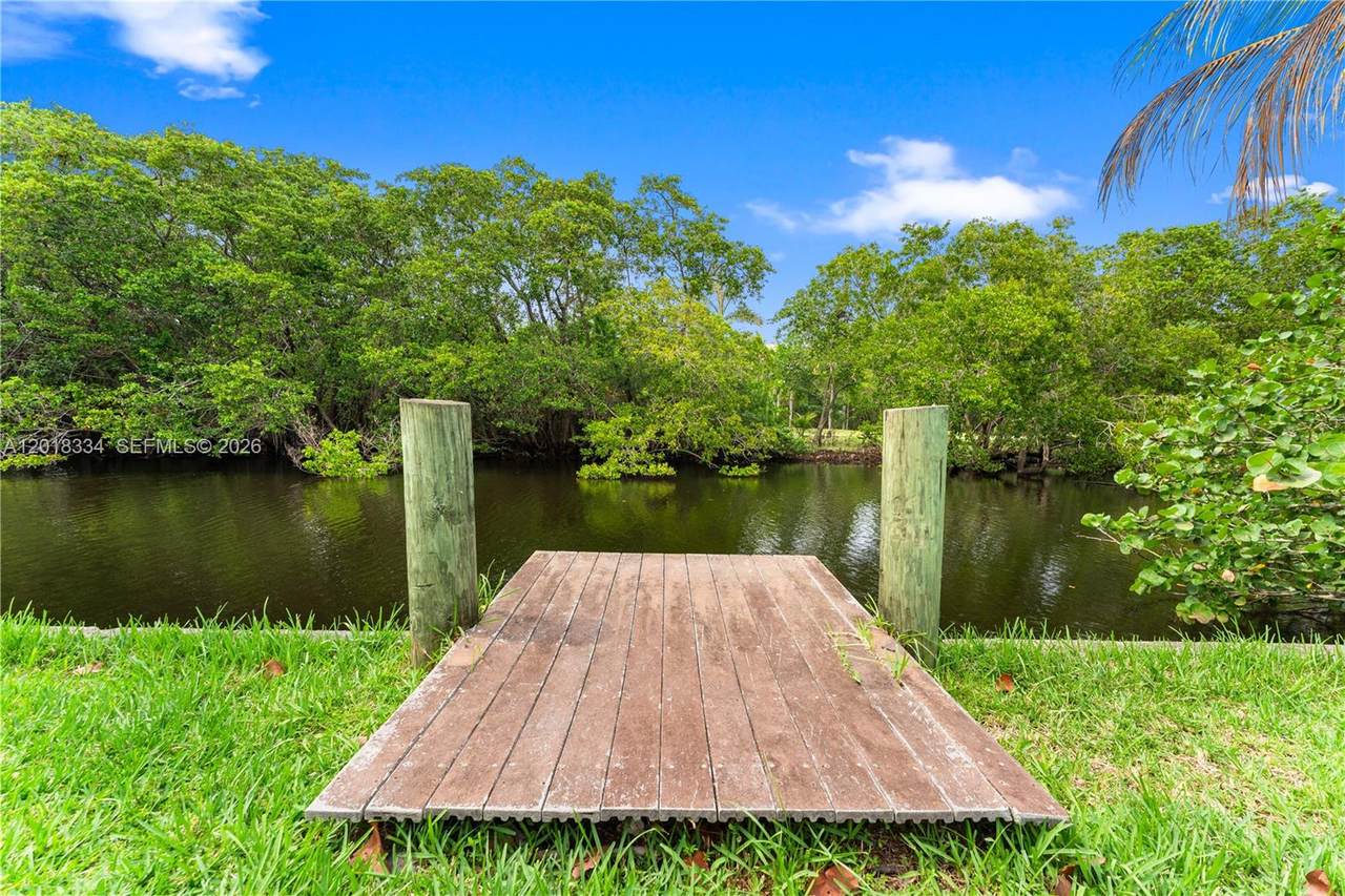 https://bt-photos.global.ssl.fastly.net/miami/1280_boomver_1_A12018334-2.jpg