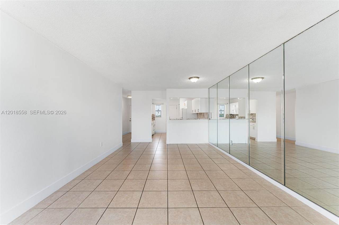 https://bt-photos.global.ssl.fastly.net/miami/1280_boomver_1_A12018558-2.jpg