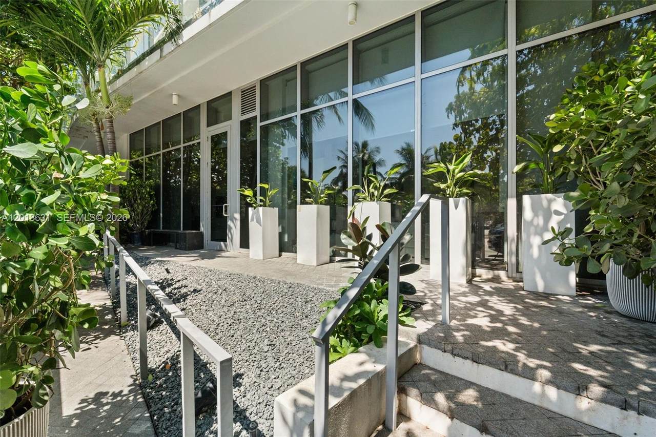 https://bt-photos.global.ssl.fastly.net/miami/1280_boomver_1_A12018631-2.jpg