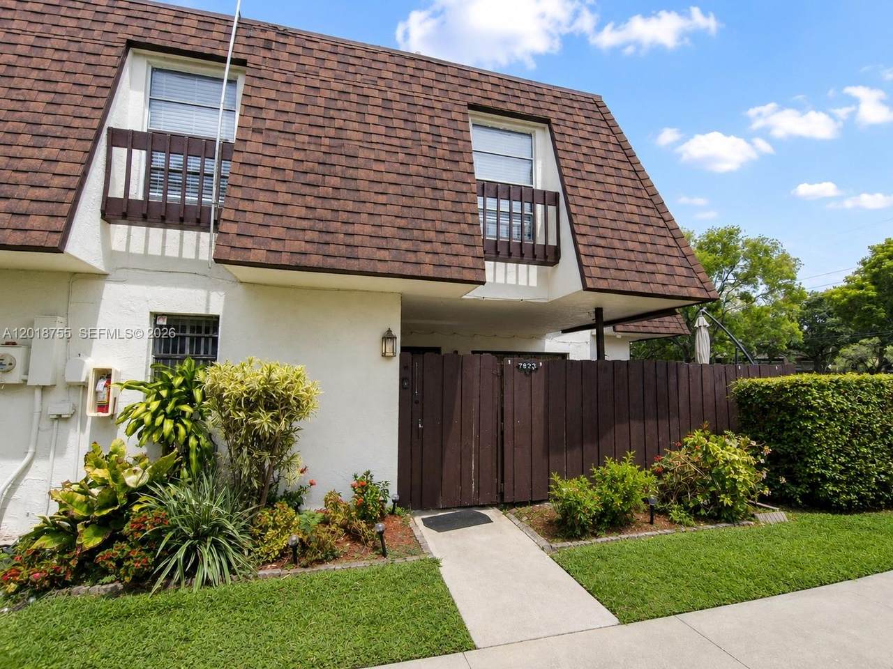 7833 Tam Oshanter Blvd - Photo 1