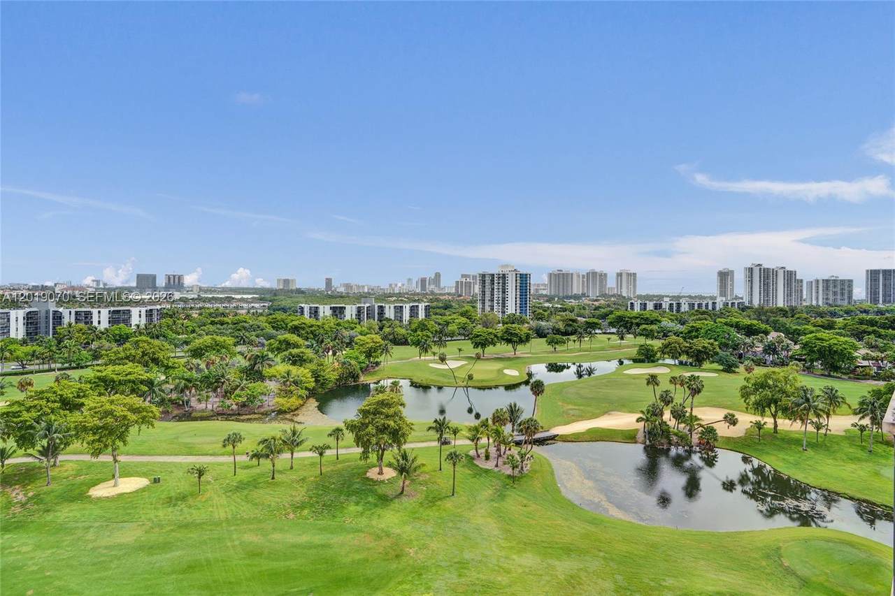 20379 Country Club Dr - Photo 1