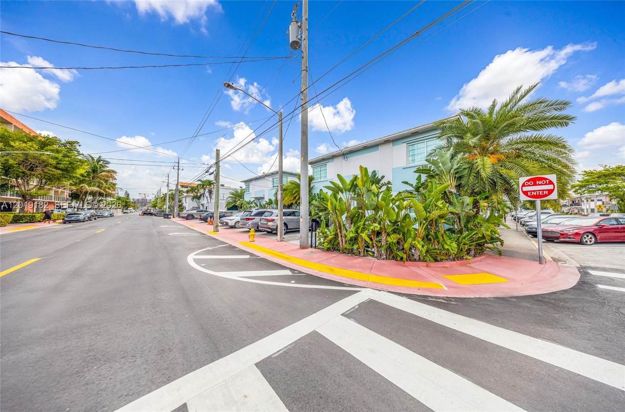 https://bt-photos.global.ssl.fastly.net/miami/1280_boomver_1_A12019182-2.jpg