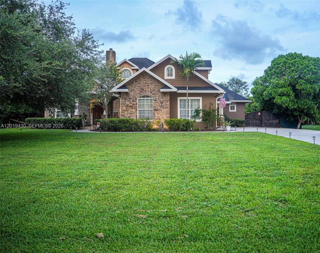 https://bt-photos.global.ssl.fastly.net/miami/1280_boomver_1_A12019430-2.jpg