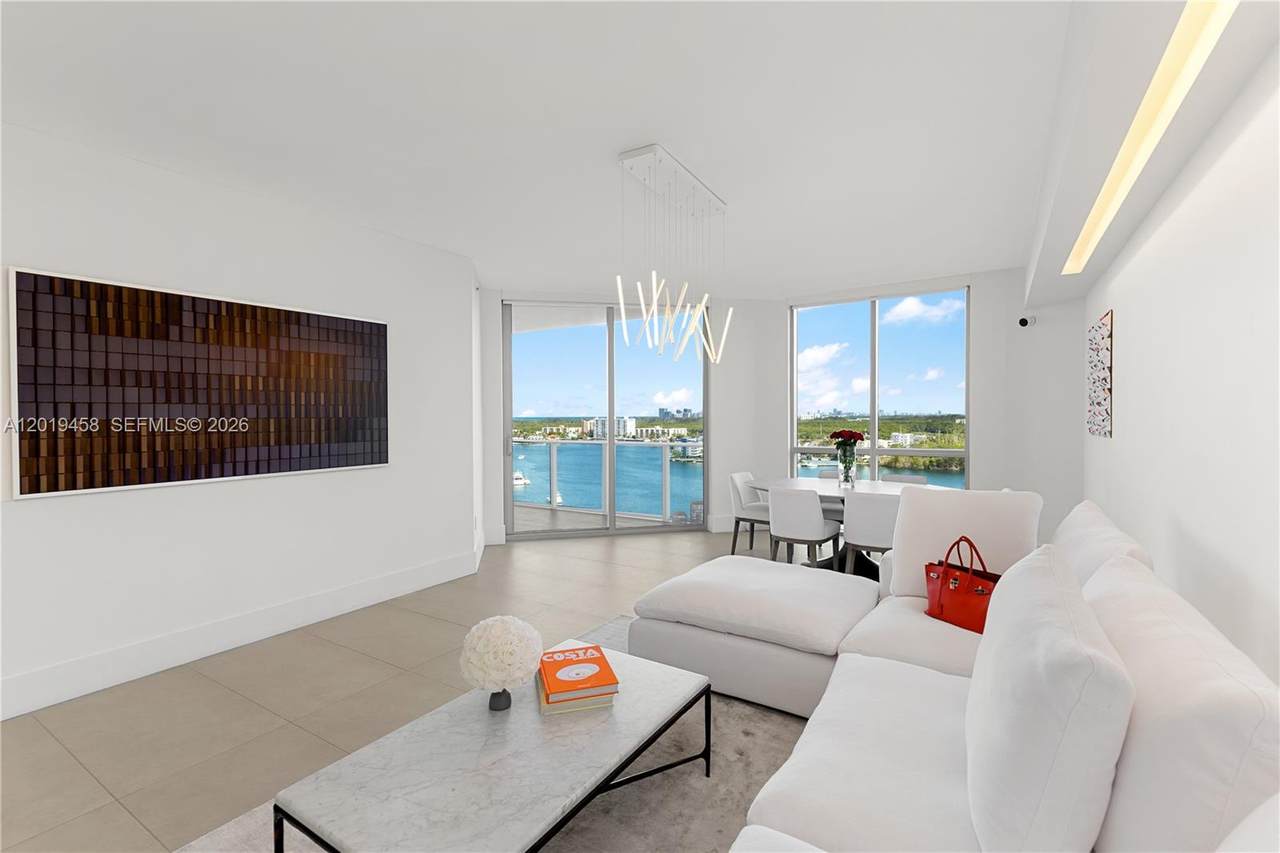 17111 Biscayne Blvd - Photo 1
