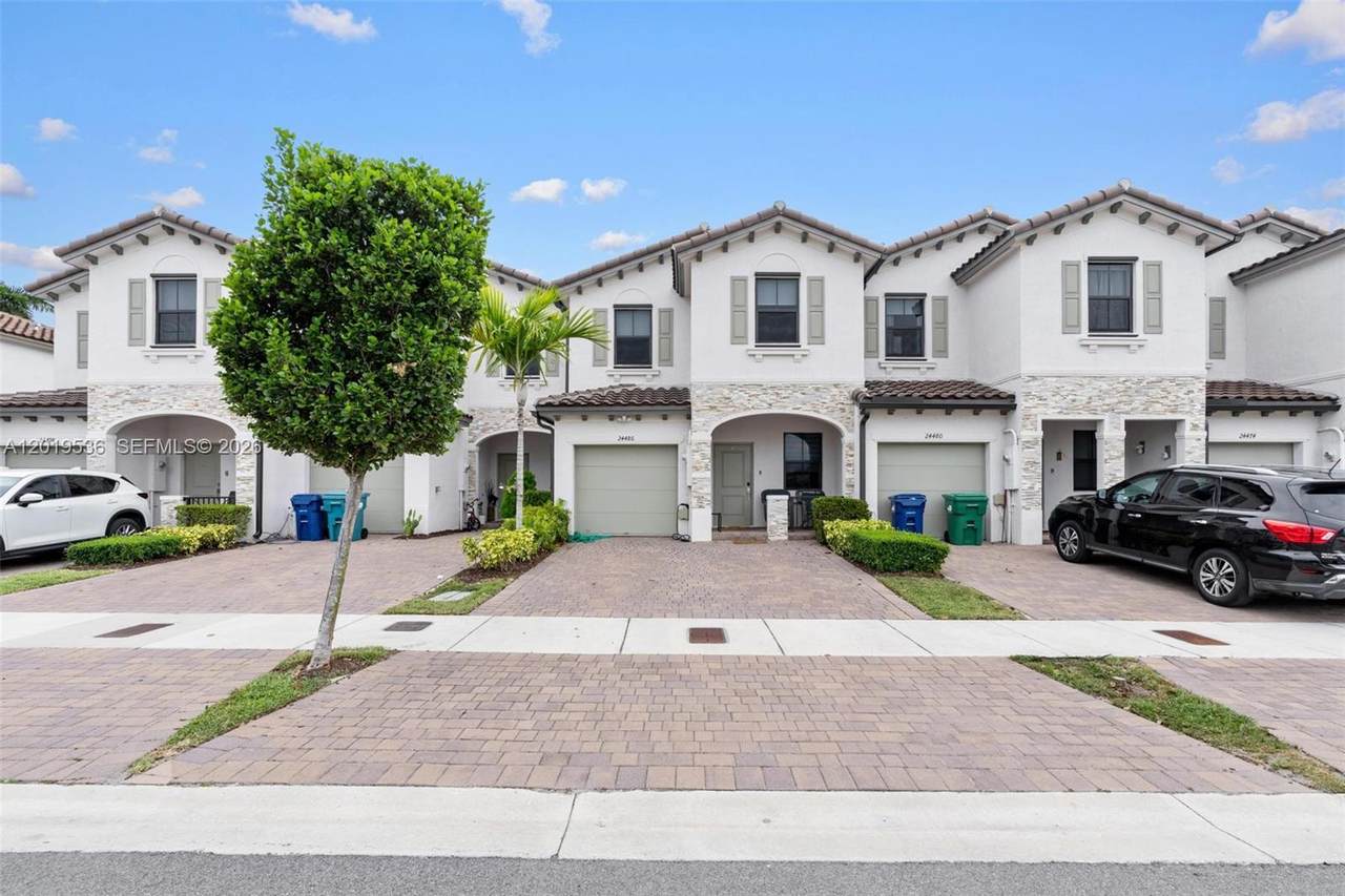 24486 119th Pl - Photo 1