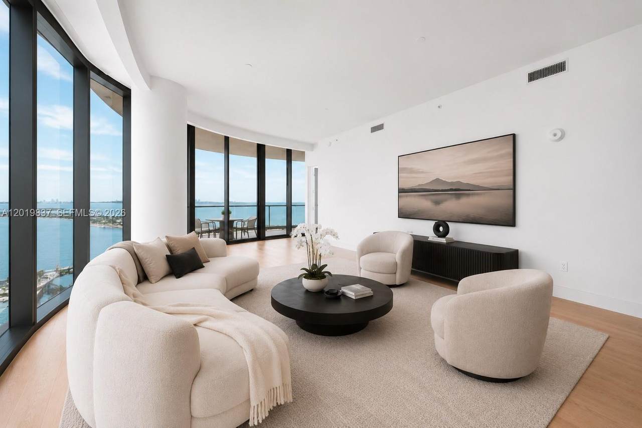 https://bt-photos.global.ssl.fastly.net/miami/1280_boomver_1_A12019837-2.jpg