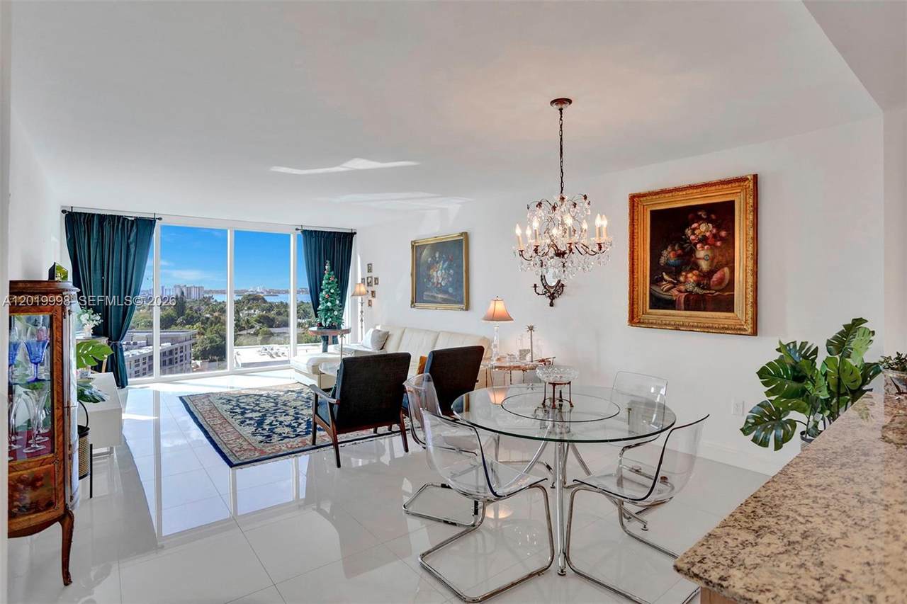 https://bt-photos.global.ssl.fastly.net/miami/1280_boomver_1_A12019998-2.jpg