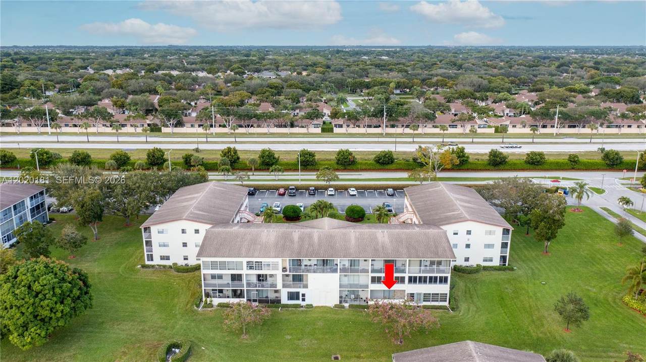 303 Preston H - Photo 1