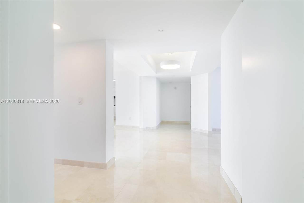 https://bt-photos.global.ssl.fastly.net/miami/1280_boomver_1_A12020318-2.jpg