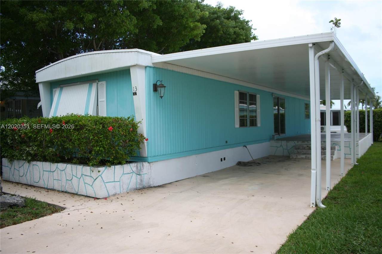 13 Old State Rd - Photo 1