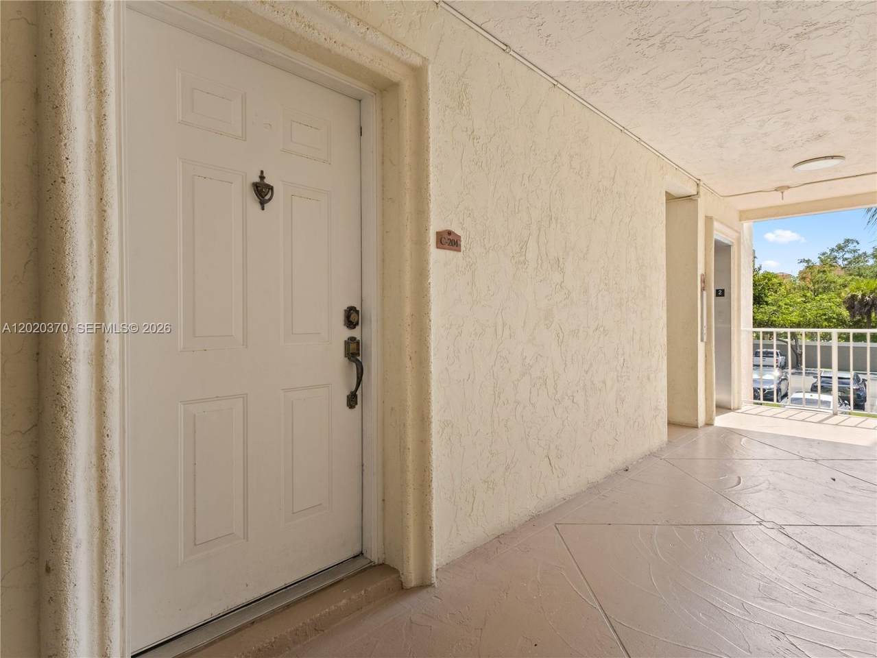 https://bt-photos.global.ssl.fastly.net/miami/1280_boomver_1_A12020370-2.jpg